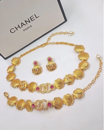 Серьги CHANEL