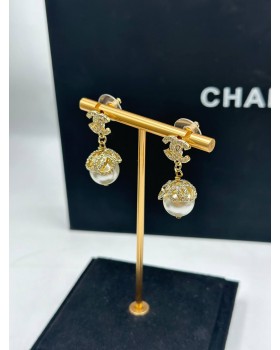 Серьги CHANEL