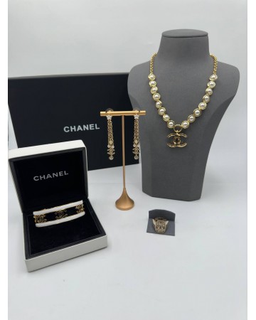 Серьги CHANEL