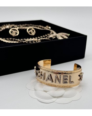 Серьги CHANEL