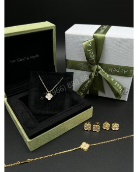 Кулон Van Cleef & Arpels