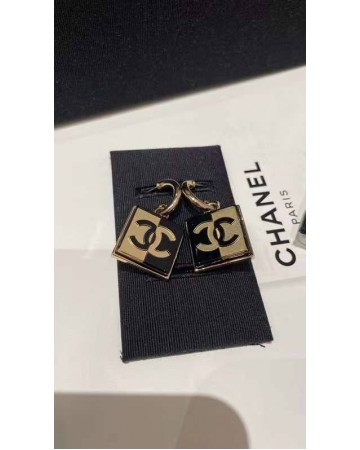 Серьги CHANEL