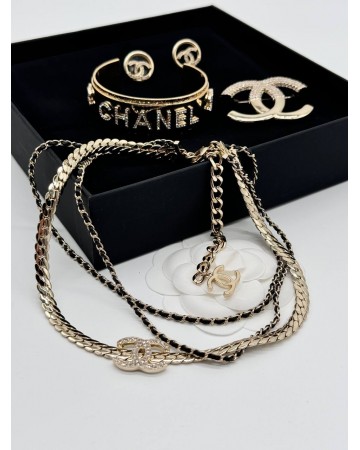 Серьги CHANEL