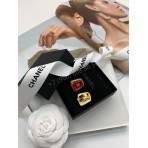 Серьги CHANEL