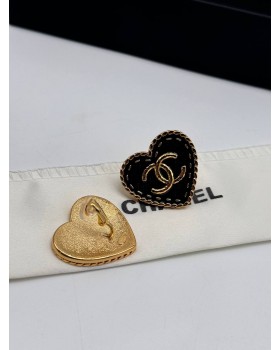 Серьги CHANEL