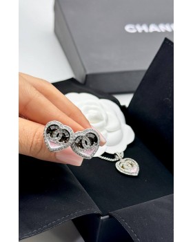 Серьги CHANEL