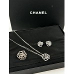 Серьги CHANEL