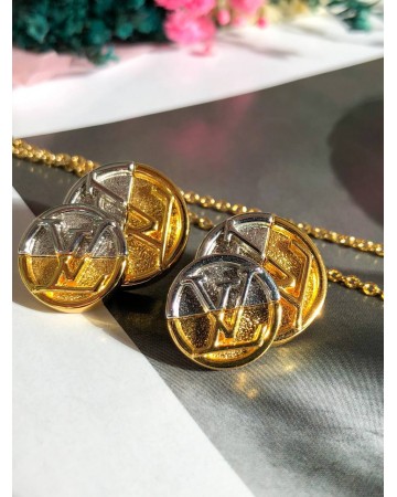 Серьги Louis Vuitton