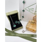 Кулон Van Cleef & Arpels на цепочке