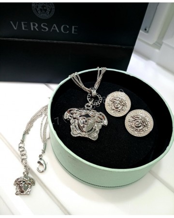 Серьги Versace