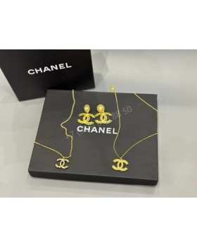 Серьги CHANEL