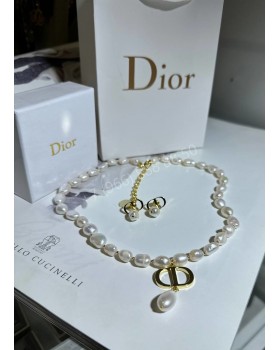 Бусы Dior