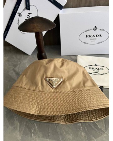 Панама Prada