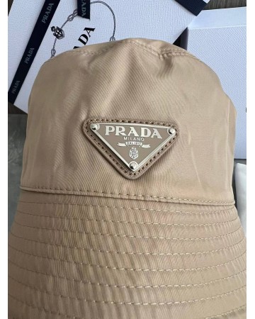 Панама Prada