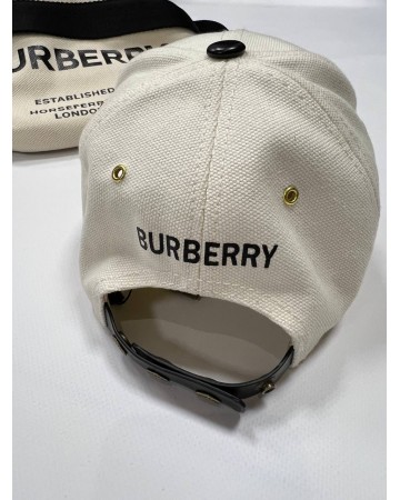 Кепка Burberry