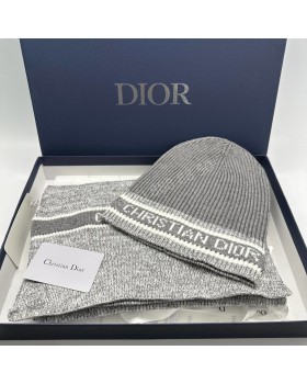 Комплект Dior (шапка + шарф)