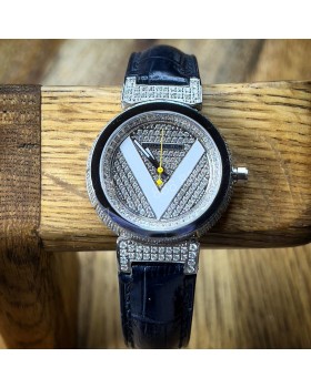 Часы Louis Vuitton