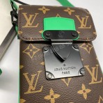 Сумка-слинг Louis Vuitton