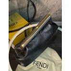 Сумка Fendi из кожи питона