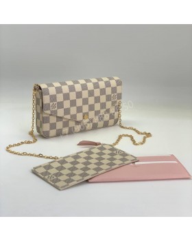 Клатч Louis Vuitton