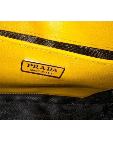 Сумка Prada