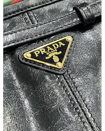 Сумка Prada