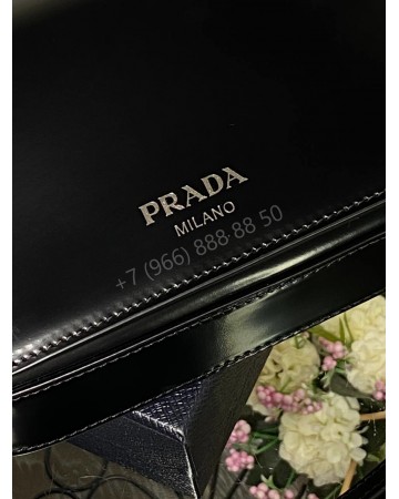 Сумка Prada