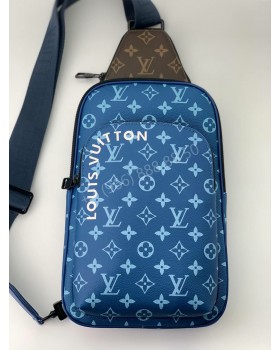 Сумка-слинг Louis Vuitton