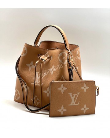 Сумка Louis Vuitton