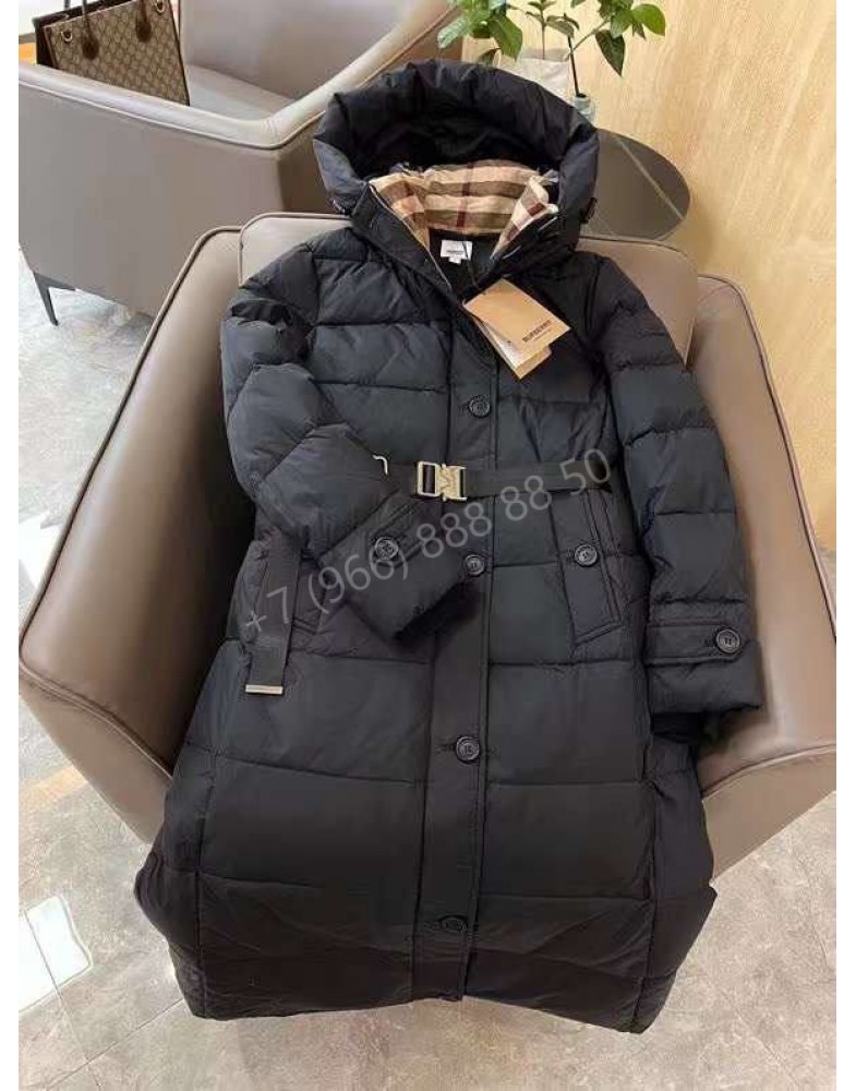 Пуховик Burberry женский с мехом красный