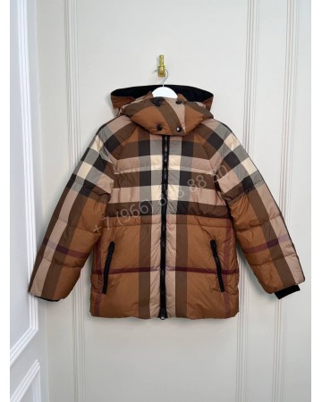 Пуховик Burberry