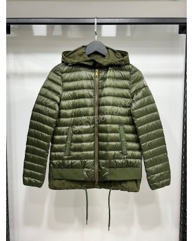 Пуховик Moncler