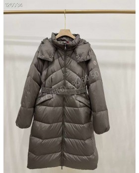 Пуховик Moncler