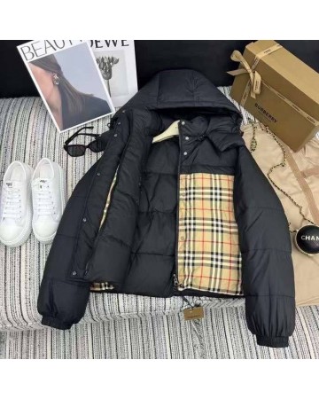 Пуховик Burberry