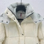 Пуховик Moncler