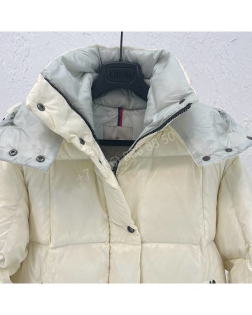 Пуховик Moncler