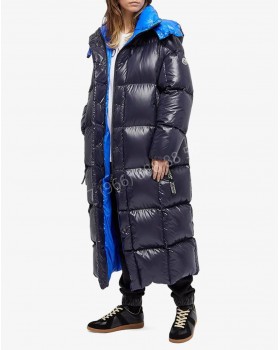 Пуховик Moncler