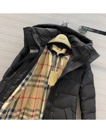 Пуховик Burberry