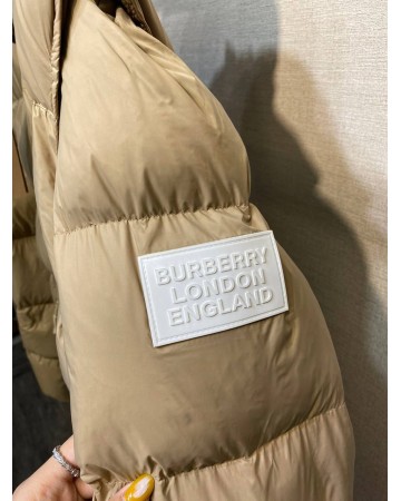 Пуховик Burberry