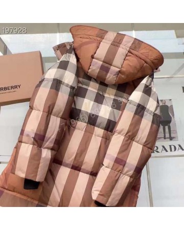 Пуховик Burberry