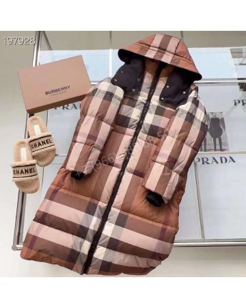 Пуховик Burberry