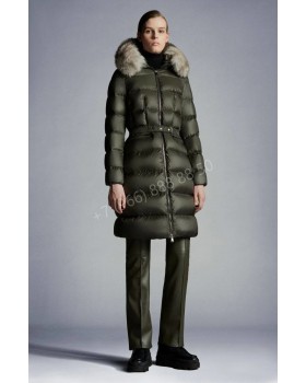 Пуховик Moncler