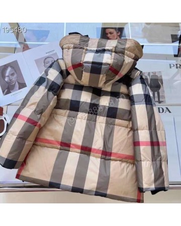 Пуховик Burberry