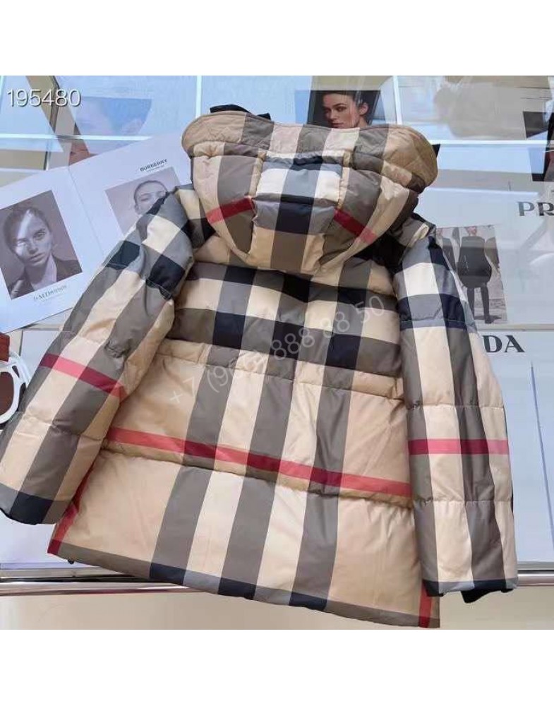 Burberry store 360 best sale