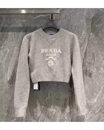 Свитер Prada