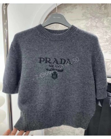 Кофта Prada