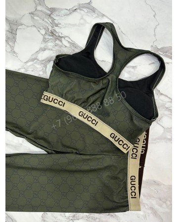 Костюм Gucci