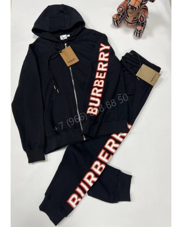 Костюм Burberry