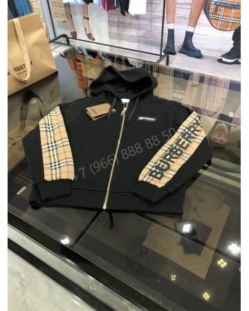 Костюм Burberry