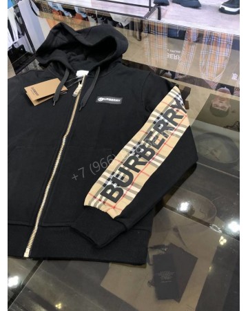 Костюм Burberry